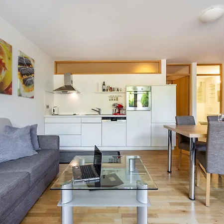 Iq-sports Apartment *